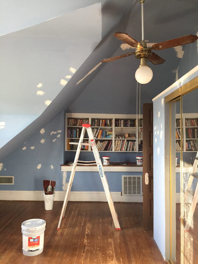 How to Paint your walls Before Pic