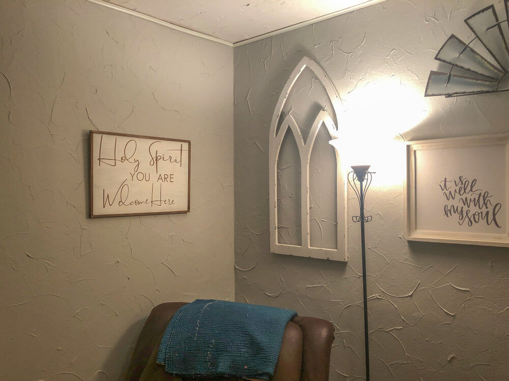 Home Decor Wood Signs on the wall