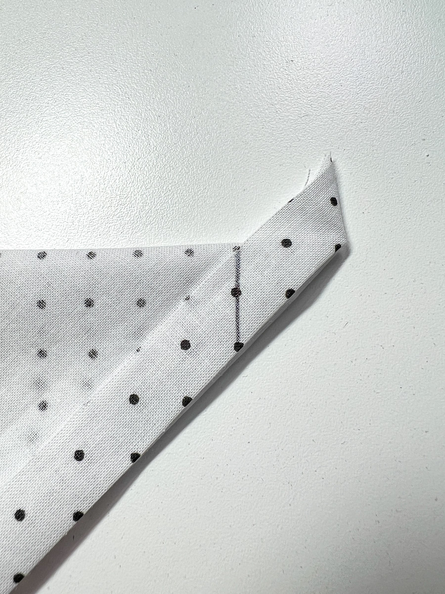 How to make Cloth Napkins with Mitered Corners