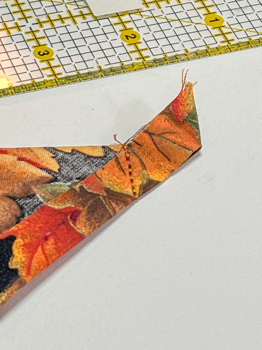 Cloth Napkins with Mitered Corners 90 degree angle