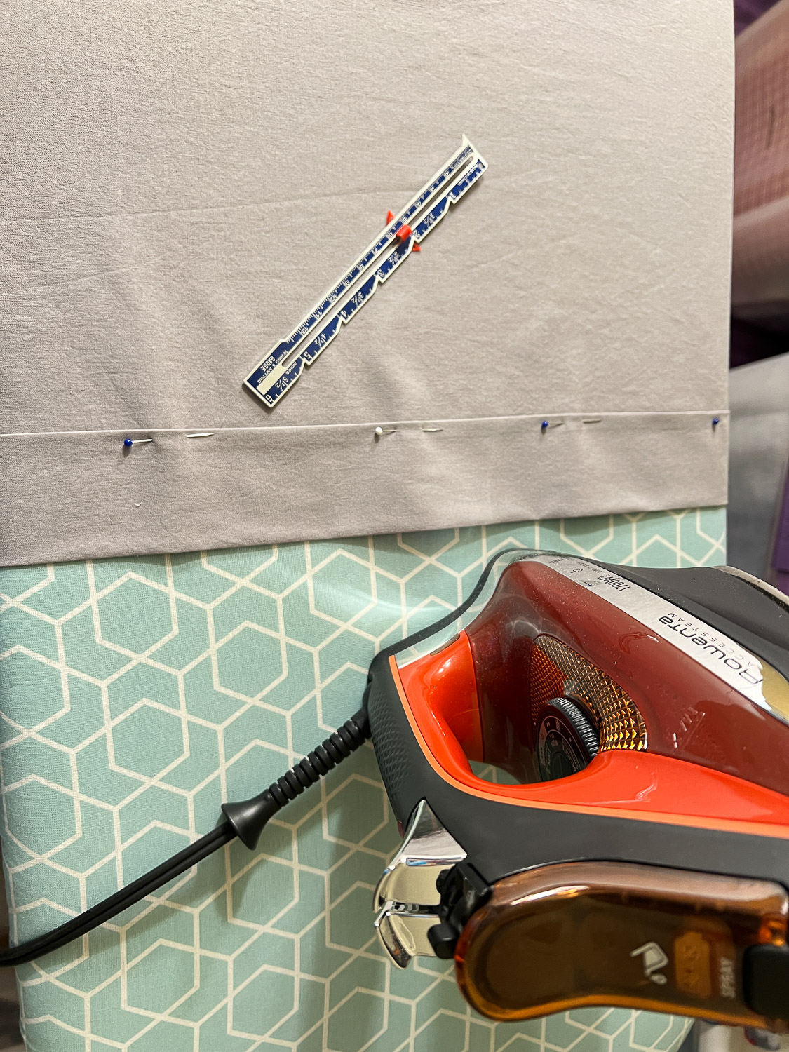 Hem for bathroom curtain