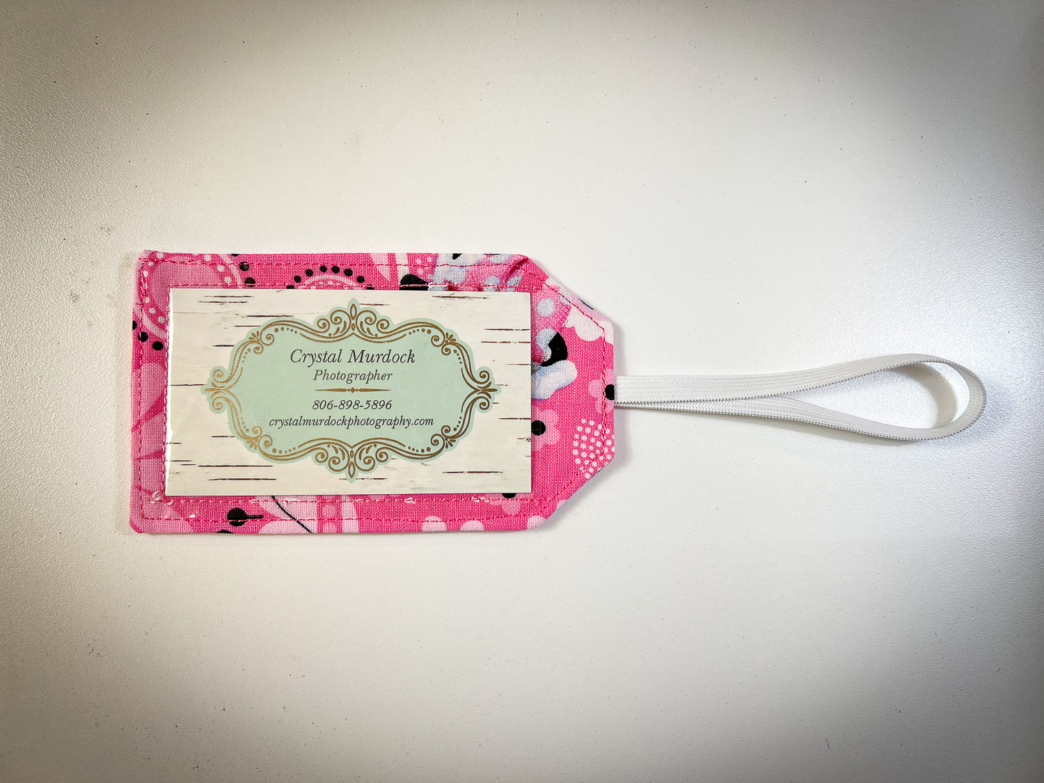 How to Make a Luggage Tag