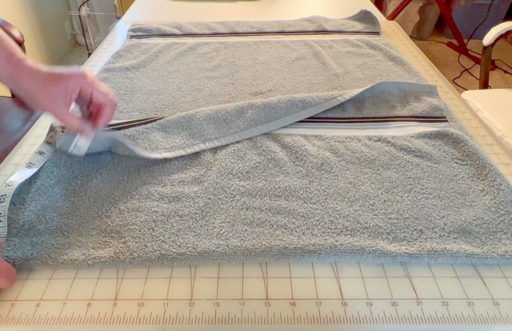 How to make an adult bib