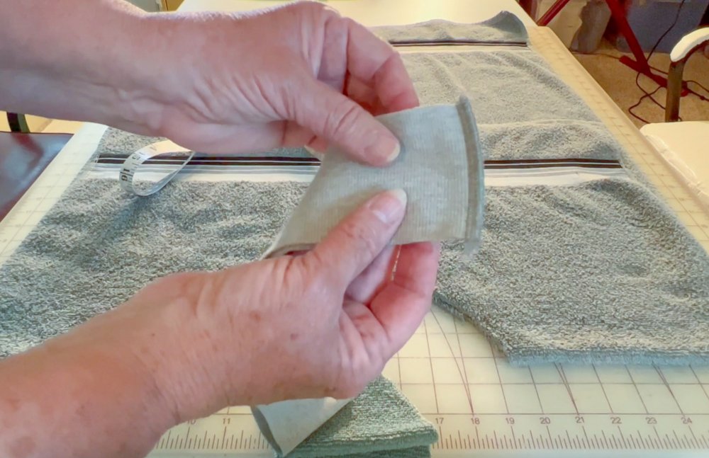 How to make an adult bib