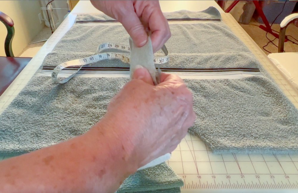 How to make an adult bib