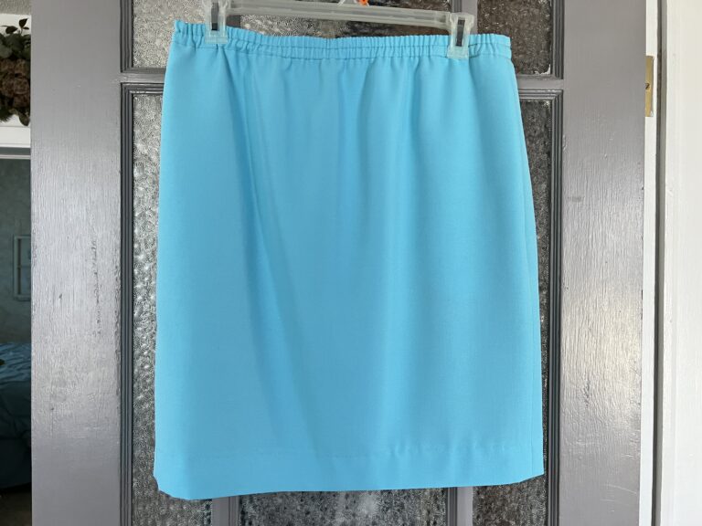 Straight Skirt with pockets and elastic waist