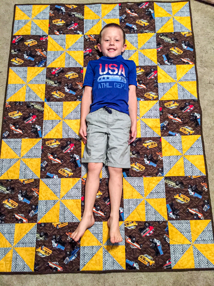How to make a pinwheel quilt